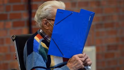 നാസി തടങ്കൽപ്പാളയങ്ങൾക്ക് കാവൽ നിന്നു, മൂവായിരത്തഞ്ഞൂറിലധികം പേരെ കൊല്ലാൻ കൂട്ടുനിന്നു, 100 -കാരന് വിചാരണ