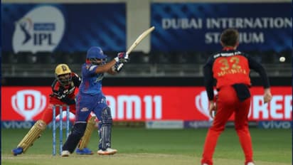 IPL 2021 RCB vs DC: ఢిల్లీ ఓపెనర్లు సూపర్ హిట్.. మిడిలార్డర్ ఫట్.. ఆర్సీబీ లక్ష్యం 165