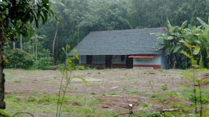 കെട്ടിടമില്ലാതെ കുട്ടികളെ വരവേല്ക്കാനൊരുങ്ങി ഒരു സര്ക്കാര് പള്ളിക്കൂടം