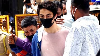 ആര്യന് ഖാന്റെ ഡ്രൈവറെ ചോദ്യം ചെയ്തു; മഹാരാഷ്ട്ര സര്ക്കാര് പ്രത്യേകം അന്വേഷിക്കണമെന്ന് എന്സിപി മന്ത്രി