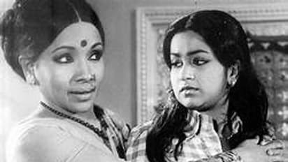 கின்னஸ் நாயகி... ஜில் ஜில் ரமாமணி ஆச்சி மனோரமாவின் நினைவு தினம் இன்று..!