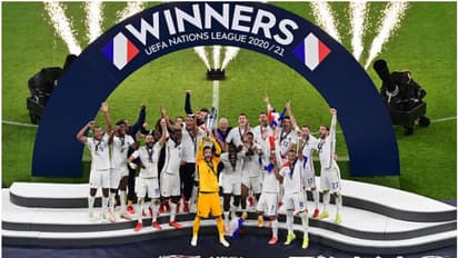 സ്പാനിഷ് സ്വപ്നങ്ങൾക്ക് മേൽ പറന്നിറങ്ങി ബെൻസേമയും എംബാപ്പയും; യുവേഫ നേഷൻസ് ലീഗ് കിരീടം ഫ്രാൻസിന്