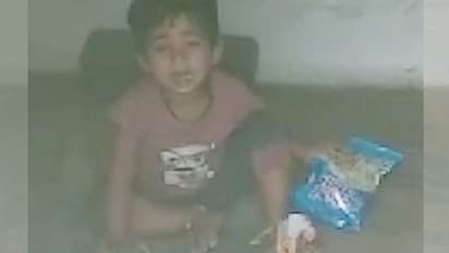 मार्मिक खबर: पिता का शव फंदे से लटका, 2 साल की बेटी पापा-पापा कहते पूरी रात रोती रही, मां भी नहीं रही