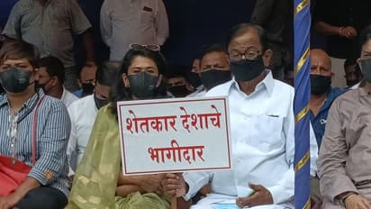 Lakhimpur Kheri violence: Congress leaders hold silent protest, SKM demands MoS Ajay Mishra's resignation