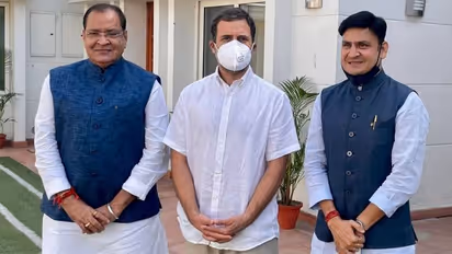 ഉത്തരാഖണ്ഡില് ബിജെപി മന്ത്രിയും മകനും പാര്ട്ടി വിട്ട് കോണ്ഗ്രസില്