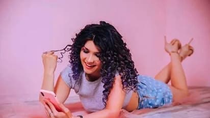 మీ ఫేస్‌బుక్ ప్రొఫైల్‌ను ఎవరు చూస్తున్నారో తెలుసుకోవాలనుకుంటున్నారా .. ఇలా చేయండి ?