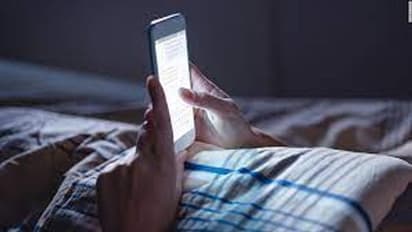 Phone Overheating: స్మార్ట్‌ఫోన్లు వేడెక్కుతున్నాయా.. ఆ సమస్య తగ్గాలంటే ఇలా చేయండి..!