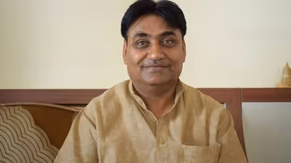 'ಮಹಿಳಾ ಶಿಕ್ಷಕರಿದ್ದ ಶಾಲೆಯ ಪ್ರಾಂಶುಪಾಲರು 'ಈ' ಮದ್ದು ಸೇವಿಸ್ಬೇಕು!'