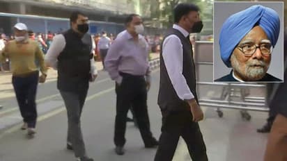 पूर्व प्रधानमंत्री मनमोहन सिंह का हाल जानने AIIMS पहुंचे हेल्थ मिनिस्टर; PM मोदी ने की जल्द ठीक होने की कामना