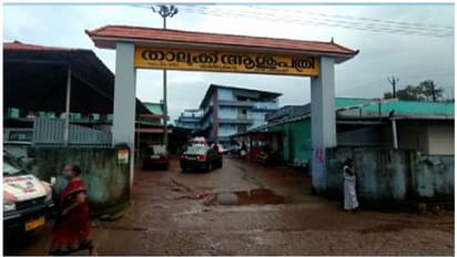 ഡോക്ടറെ മര്ദ്ദിച്ച കേസ്; പഞ്ചായത്ത് പ്രസിഡന്റ് അറസ്റ്റില്, ഡിസിസി സെക്രട്ടറിയടക്കം 7 പേര്ക്ക് എതിരെ കേസ്