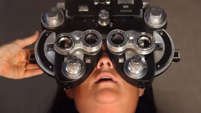 हाई ब्लड प्रेशर से लेकर स्ट्रोक और ट्यूमर तक..आखें बता देती हैं कि आप किस बीमारी से पीड़ित हैं