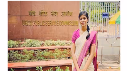 കഠിനാധ്വാനവും തയ്യാറെടുപ്പും പ്രധാനം; സ്വയം പഠിച്ച് സിവിൽ സർവ്വീസ് 70ാം റാങ്ക്; സലോണിയുടെ വിജയമന്ത്രങ്ങളിവ