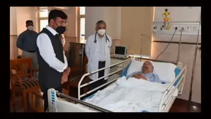 क्या मनमोहन सिंह का निधन हो गया है, इस वायरल तस्वीर को दिखाकर आपसे बोला जा रहा है बड़ा झूठ