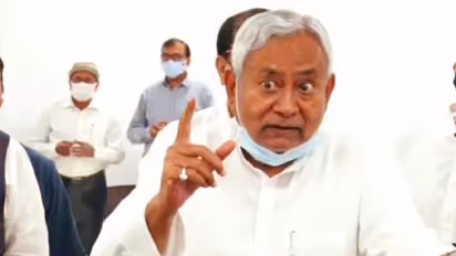 दीवाली-छठ पर बिहार जाना है तो पढ़ लीजिए CM नीतीश की  गाइडलाइन, जिसके बिना नहीं दी जाएगी एंट्री..