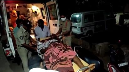 మైలవరంలో ఘోరం... నిద్రిస్తున్న భార్య, అత్తామామ, మరదలిని కత్తితో నరికిన దుర్మార్గుడు