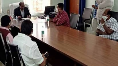 విద్యార్ధి సంఘాల ఆందోళన: తెలంగాణ యూనివర్శిటీ వీసీ సంచలన వ్యాఖ్యలు