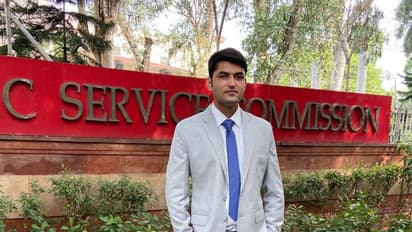 ఓవైపు ఐటీ ఉద్యోగం.. మరో వైపు యూపీఎస్సీ కోసం కసరత్తు..!