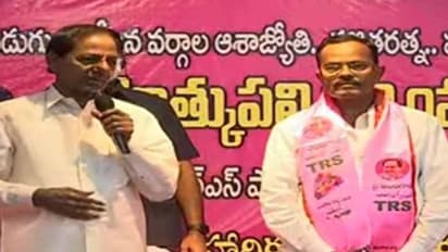 వచ్చే ఎన్నికల్లో గెలుపు మాదే: మోత్కుపల్లిని టీఆర్ఎస్లోకి ఆహ్వానించిన కేసీఆర్
