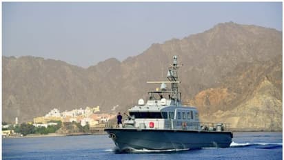 ഒമാനില് നാല് വിദേശ ബോട്ടുകള് പിടിയില്; 29 പേരെ അറസ്റ്റ് ചെയ്തു