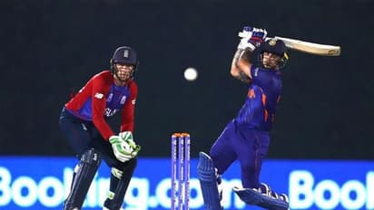 23 साल के इस खिलाड़ी ने की इंग्लैंड की हालात खराब, कभी मैदान पर फूट-फूटकर रोया था बल्लेबाज