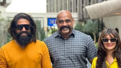 ದುಬೈನಲ್ಲಿ ಸ್ಟೈಲಿಷ್ ಆಗಿ ಕಾಣಿಸಿಕೊಂಡ ಯಶ್-ರಾಧಿಕಾ; ಸಿಂಡ್ರೆಲಾ ಸಿನಿ ಎಂಟ್ರಿ ಯಾವಾಗ?