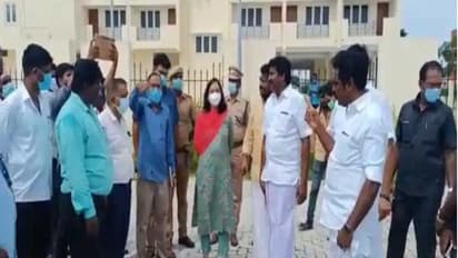 செருப்பு பிஞ்சிடும்.. அமைச்சர் முன்னிலையிலேயே அரசு ஊழியர்களை மிரட்டிய திமுக எம்.எல்.ஏ.,!