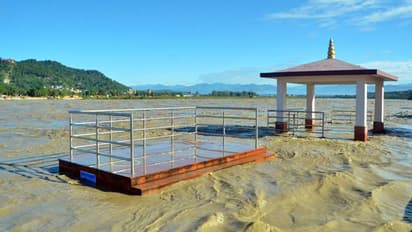 उत्तराखंड: बारिश से हाहाकार, सड़क से लेकर शहर तक डूबे, अब तक 47 की मौत, 7 लापता, तस्वीरों में देखें हालात...