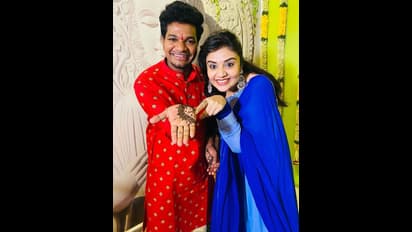 అవినాష్ మెహందీ వేడుకలో యాంకర్ శ్రీముఖి సందడి... వైరల్ గా ఫోటోలు