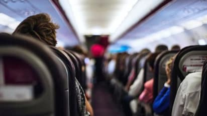 फ्लाइट में एक्ट्रेस के साथ बिजनेसमैन ने की छेड़छाड़, गलत तरीके से छुआ, नाम गलत बताकर भागा..अब जेल पहुंचा