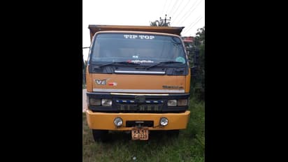 ಮಂಗಳೂರು: ಡಿಸಿಪಿ ಕಾರಿನ ಮೇಲೆಯೇ ಲಾರಿ ಹತ್ತಿಸಲು ಮರಳು ಕಳ್ಳರ ಯತ್ನ..!