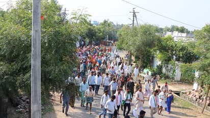 Huzurabad Bypoll: జోరందుకున్న కాంగ్రెస్... బల్మూరి వెంకట్ ఇంటింటి ప్రచారం (ఫోటోలు)