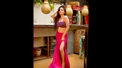 నటి ఒంటిపై దుస్తులు చించివేసిన నిర్మాత.. బలవంతంగా ఆ పని చేయమని, వేడుకున్నా వదల్లేదు