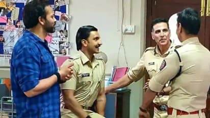 বেদম নাচতে গিয়ে গোপনাঙ্গে গুরুতর আঘাত, রণবীর সিংয়ের বাবা হওয়া নিয়ে চিন্তার ভাঁজ অক্ষয়ের কপালে