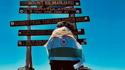 నివేదా థామస్‌ సాహసం.. కిలిమంజారో అధిరోహణ