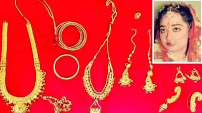 पत्नी की मौत के बाद महाकाल के चरणों में चढ़ाए लाखों के गहने, करवाचौथ से एक दिन पहले पूरी की अंतिम इच्छा