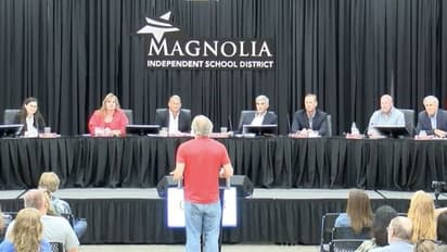 മുടി നീട്ടി വളർത്തിയതിന് വിദ്യാർത്ഥികൾക്ക് ശിക്ഷ, സ്കൂളിനെതിരെ ഹര്‍ജിയുമായി വിദ്യാർത്ഥികൾ