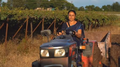 സ്ത്രീകൾക്ക് കൃഷി പറ്റില്ലെന്ന് അവർ പറഞ്ഞു, എന്നാൽ ഇന്ന് സംഗീത വർഷം 30 ലക്ഷം വരെ സമ്പാദിക്കുന്നു