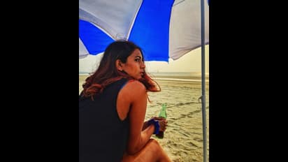 గోవా బీచ్ లో అలాంటి ఫోజులో... సెగలు రేపుతున్న నిహారిక బోల్డ్ లుక్