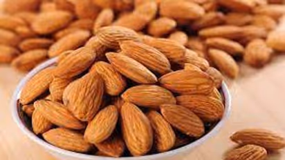 ബദാം കഴിക്കുന്നത് കൊണ്ടുള്ള മൂന്ന് ആരോഗ്യഗുണങ്ങള്‍ അറിയാം...