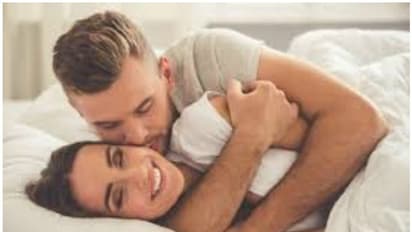 Sex Life : সঙ্গমে হারিয়ে যাচ্ছে প্যাশন, ম্যাজিকের মতো রোম্যান্স ফেরাতে ট্রাই করুন এগুলি