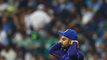 पाकिस्तानी पत्रकार के सवाल पर भड़के कोहली, कहा- क्या रोहित शर्मा को बाहर कर दूं?