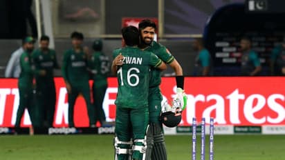 T20 World Cup 2021: বাবরকে খেলতে দিলে গোটা মাঠটাই ওর- পাক অধিনায়কের বাবার কান্না ভাইরাল