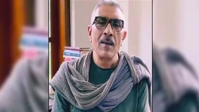 Bajrang Dal activists throw ink at Prakash Jha, vandalises Aashram 3 sets (Report)