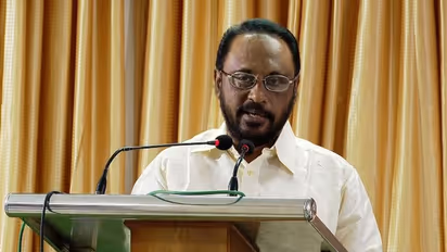 ചെറിയാൻ ഫിലിപ്പ് കോൺഗ്രസിലേക്ക് മടങ്ങിയെത്തുന്നു: തിരിച്ചു വരവിന് ഉപാധികളില്ലെന്ന് എ.കെ.ആൻ്റണിയെ അറിയിച്ചു