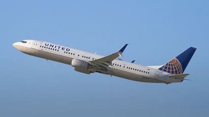 വാക്സീനെ ചൊല്ലി തർക്കം; പൈലറ്റുമാർ രണ്ട് ചേരിയിൽ; പൊല്ലാപ്പിലായത് വിമാനക്കമ്പനി, ഭീമമായ നഷ്ടം