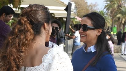 Namrata shirodkar: సర్కారు వారి పాట సెట్స్ లో నమ్రత సందడి... కీర్తి సురేష్ తో అలా!
