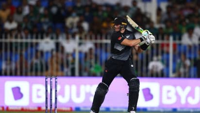 ടി20 ലോകകപ്പ്: ഇന്ത്യക്കെതിരായ മത്സരത്തിന് മുമ്പ് ന്യൂസിലന്‍ഡിന് ആശങ്ക; മാര്‍ട്ടിന്‍ ഗുപ്‌റ്റിലിന് പരിക്ക്