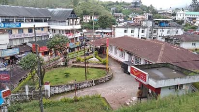 പുറത്ത് പെരുമഴ, അകത്ത് കുടിക്കാൻ തുള്ളിവെള്ളമില്ല, കുടിവെള്ളക്ഷാമത്തിൽ വലഞ്ഞ് മൂന്നാർ