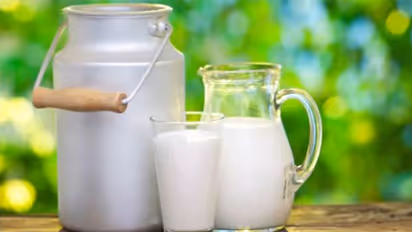 मिलावटी खाने को बाय-बाय: सिर्फ 1 लीटर दूध से बनाएं आधा किलो पनीर, बस बनाते समय डालें ये एक चीज