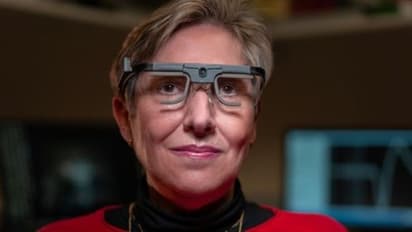 തലച്ചോറില് 'ഉപകരണം' സ്ഥാപിച്ചു; 57 കാരിക്ക് ഒന്നര പതിറ്റാണ്ടിന് ശേഷം കാഴ്ച തിരിച്ചുകിട്ടി.!